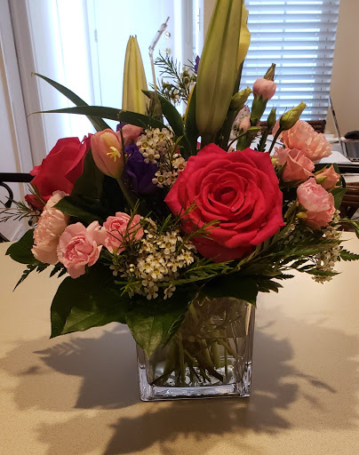 Florist «Hlavacek Florist of Glenview», reviews and photos, 1010 Waukegan Rd, Glenview, IL 60025, USA