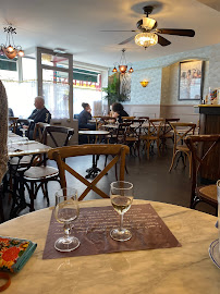 Atmosphère du Restaurant français Restaurant Les Années Folles à Châlons-en-Champagne - n°14