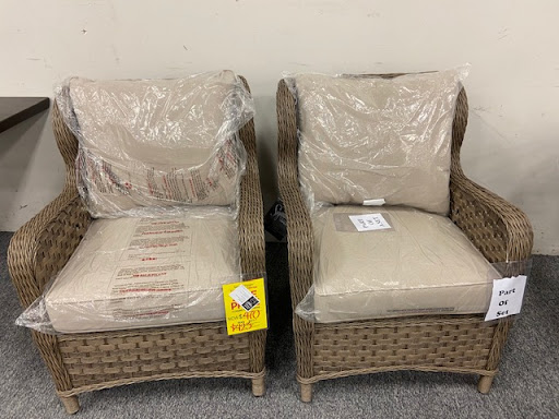Furniture Store «Raymour & Flanigan Furniture and Mattress Clearance Center», reviews and photos, 1300 MacDade Boulevard, Woodlyn, PA 19094, USA