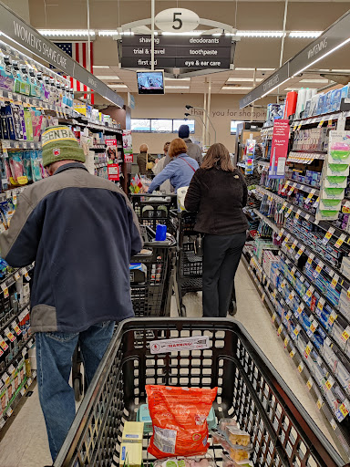 Grocery Store «Metro Market», reviews and photos, 1123 N Van Buren St, Milwaukee, WI 53202, USA