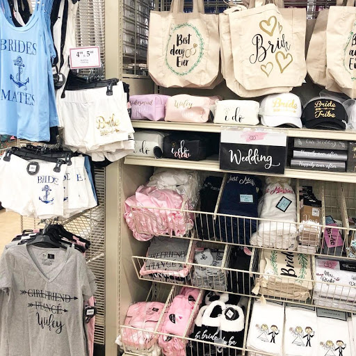 Home Goods Store «Christmas Tree Shops», reviews and photos, 92 Cluff Crossing Rd #11, Salem, NH 03079, USA