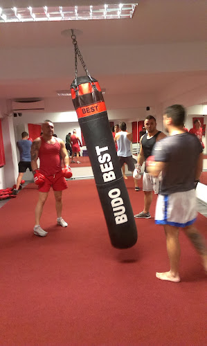 Red Gym Bacău - Sala de Fitness