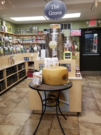 Gourmet Grocery Store «Carlinos Specialty Foods», reviews and photos, 2616 E County Line Rd, Ardmore, PA 19003, USA