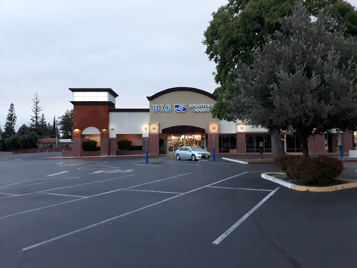 Sporting Goods Store «Big 5 Sporting Goods», reviews and photos, 4794 Manzanita Ave #1, Carmichael, CA 95608, USA