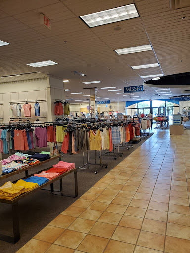 Department Store «Bealls Department Stores», reviews and photos, 2612 Enterprise Rd, Orange City, FL 32763, USA