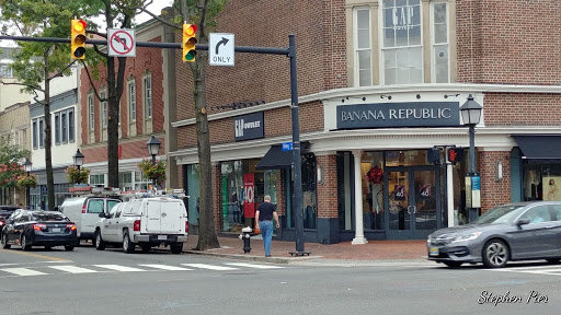 Clothing Store «Banana Republic», reviews and photos, 628 King St, Alexandria, VA 22314, USA