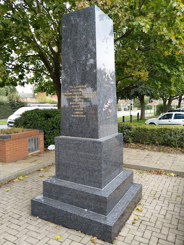 Reviews of RAF Skellingthorpe Memorial in Lincoln - Museum