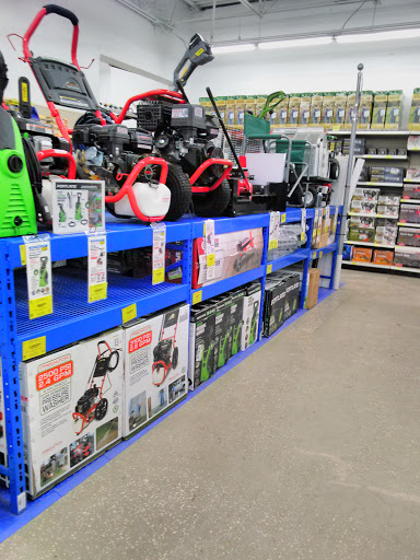 Hardware Store «Harbor Freight Tools», reviews and photos, 2418 Commercial Way, Spring Hill, FL 34606, USA