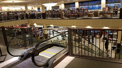 Book Store «Barnes & Noble», reviews and photos, 301 NE Northgate Way, Seattle, WA 98125, USA