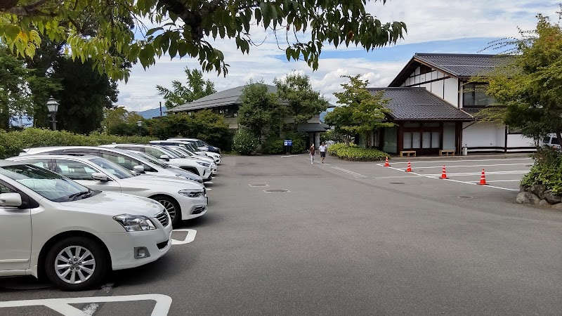 竹風堂 駐車場