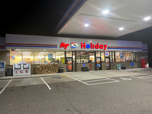 Convenience Store «Mega Holiday Stationstore», reviews and photos, 2806 Golf Rd, Eau Claire, WI 54701, USA