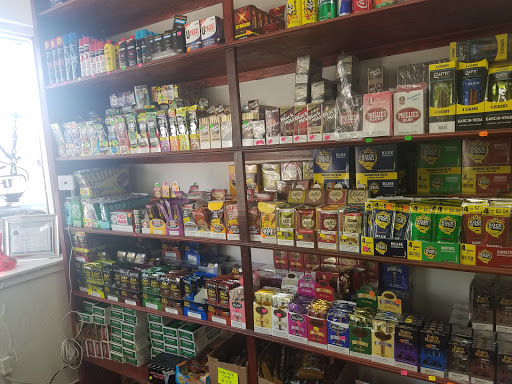 Tobacco Shop «Twenty One Plus Smoke Shop», reviews and photos, 144 Bowdoin St, Dorchester, MA 02122, USA