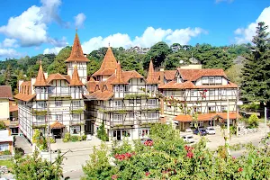 Hotel Sky Gramado image