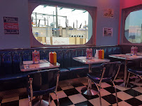 Atmosphère du Restaurant américain Memphis - Restaurant Diner à La Garde - n°4