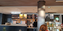 Atmosphère du Restaurant servant le petit-déjeuner Starbucks Pathé Gare Du Sud à Nice - n°10