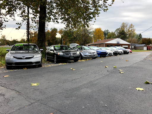 Used Car Dealer «Auto Warehouse», reviews and photos, 218 Main St, Poughkeepsie, NY 12601, USA