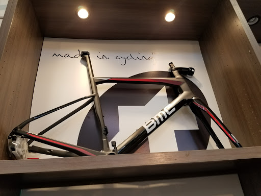 Bicycle Store «Moment Bicycles», reviews and photos, 2816 Historic Decatur Rd Suite 135, San Diego, CA 92106, USA