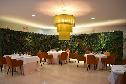 Telma Lobby & Restaurant - C. Marqués de Molins, 1, 02001 Albacete, Spain