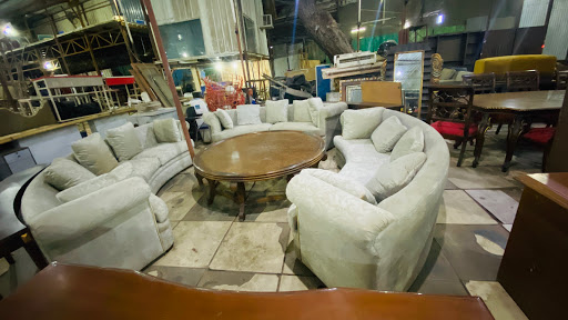 Used furniture shops in Delhi