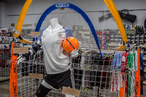 Sporting Goods Store «Sports Basement San Ramon», reviews and photos, 1041 Market Pl, San Ramon, CA 94583, USA