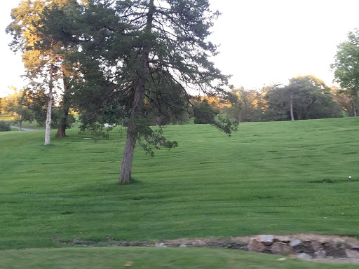 Golf Course «Hillcrest Country Club», reviews and photos, 8200 Hillcrest Rd, Kansas City, MO 64132, USA