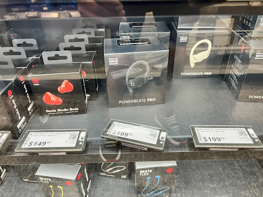 Electronics Store «Best Buy», reviews and photos, 3140 Evans St, Greenville, NC 27834, USA