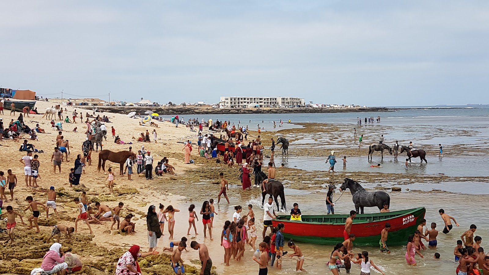 Foto av Moulay Abdellah Amghar Beach med hög nivå av renlighet