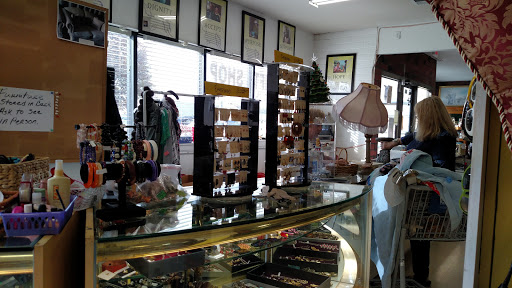 Thrift Store «Immacolata Manor Thrift Shop», reviews and photos, 931 Brown St, Liberty, MO 64068, USA