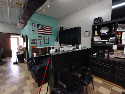 Barber Shop «Justin Barber Shop», reviews and photos, 104 W 4th St, Justin, TX 76247, USA