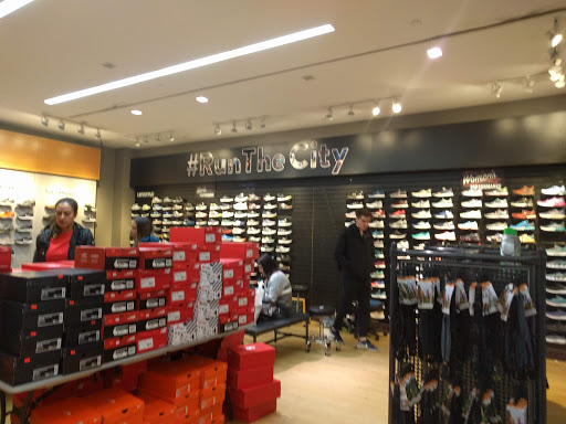 Sporting Goods Store «New York Running Company», reviews and photos, 10 Columbus Cir, New York, NY 10019, USA