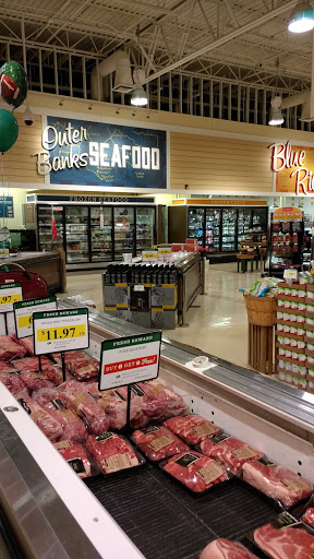 Grocery Store «Lowes Foods of Apex», reviews and photos, 5400 Apex Peakway, Apex, NC 27502, USA