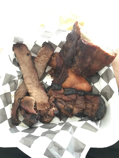 Barbecue Restaurant «Murky Waters Ocean Springs», reviews and photos, 1212 Government St, Ocean Springs, MS 39564, USA