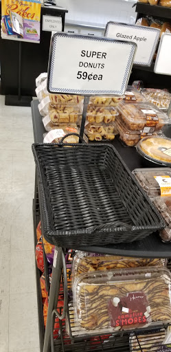 Supermarket «Elyria Apples», reviews and photos, 230 N Abbe Rd, Elyria, OH 44035, USA