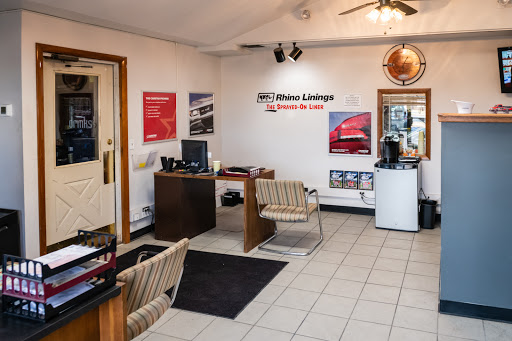 Auto Body Shop «Kar Kare CARSTAR Auto Body Collision Repair and Rhino Liners Rhino Linings», reviews and photos, 113 Windermere Ave, Ellington, CT 06029, USA