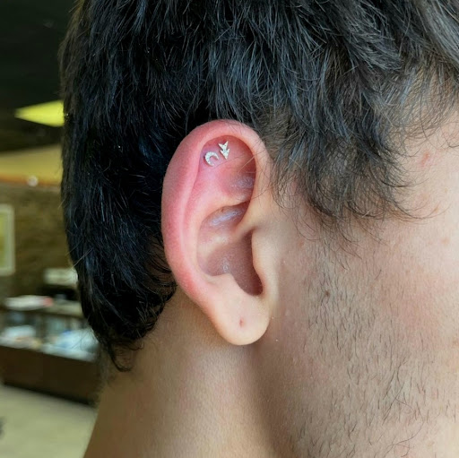 Tattoo Shop «High Priestess Piercing & Tattoo», reviews and photos, 2475 NW Monroe Ave, Corvallis, OR 97330, USA