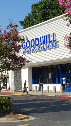 Thrift Store «Goodwill of North Georgia: Buckhead Store and Donation Center», reviews and photos, 3906 Roswell Rd NE, Atlanta, GA 30342, USA