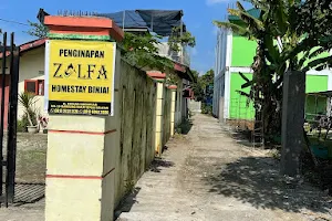 Penginapan Binjai Zalfa Homestay image