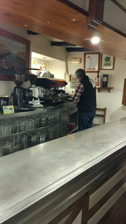 Restaurante Lagun Artea - Estazioa Kalea, 23, 20750 Zumaia, Gipuzkoa, Spain