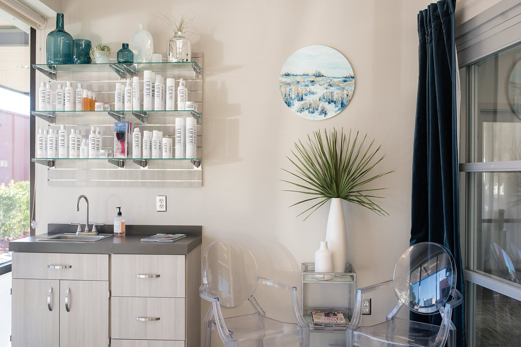 Sola Salon Studios 31406