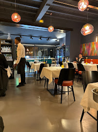 Atmosphère du Restaurant français L'Aile ou la Cuisse à Saint-Rémy-de-Provence - n°11