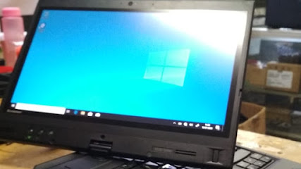 Service Komputer & Laptop WINA Computer