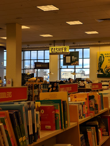 Book Store «Barnes & Noble», reviews and photos, 270 Buckland Hills Dr #1024, Manchester, CT 06040, USA