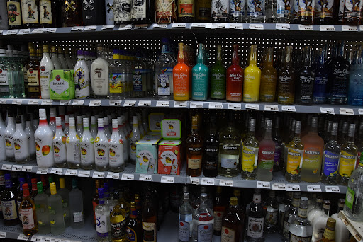 Liquor Store «Economy Liquor Store», reviews and photos, 907 Madison St, Shelbyville, TN 37160, USA