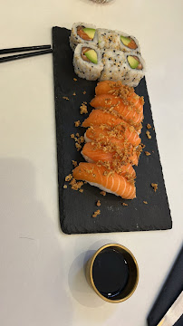 Sushi du Restaurant thaï Sabaidi sushi & thai paris - n°3