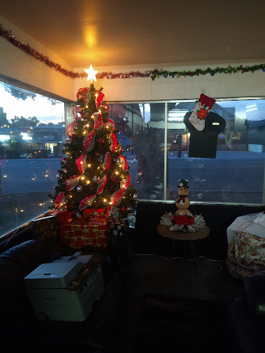 Mechanic «L&T Complete Auto Repair», reviews and photos, 2692 Main St, Riverside, CA 92501, USA