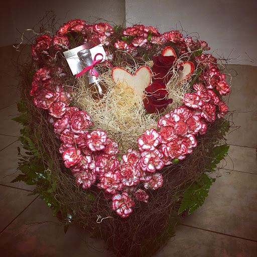 Florist «Red And Black Roses LLC», reviews and photos, 180 Broad St, New Britain, CT 06053, USA