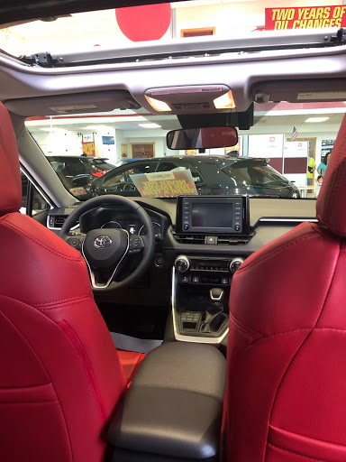 Toyota Dealer «Island Toyota», reviews and photos, 1591 Hylan Blvd, Staten Island, NY 10305, USA
