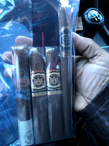 Cigar Shop «Palmetto Breeze Cigar Place», reviews and photos, 625 Crown Pointe Ln, Rock Hill, SC 29730, USA