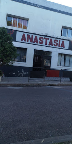 Opiniones de Club Social y Deportivo Anastasia en Río Negro - Gimnasio