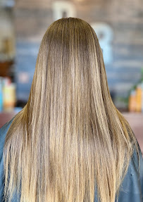 Hair and beauty lounge - Photo 2 - Car repair in Riverside, CA, Riverside